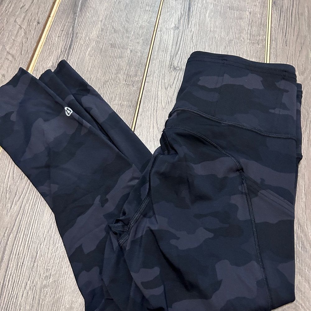 Lululemon Fast and Free HR 19”